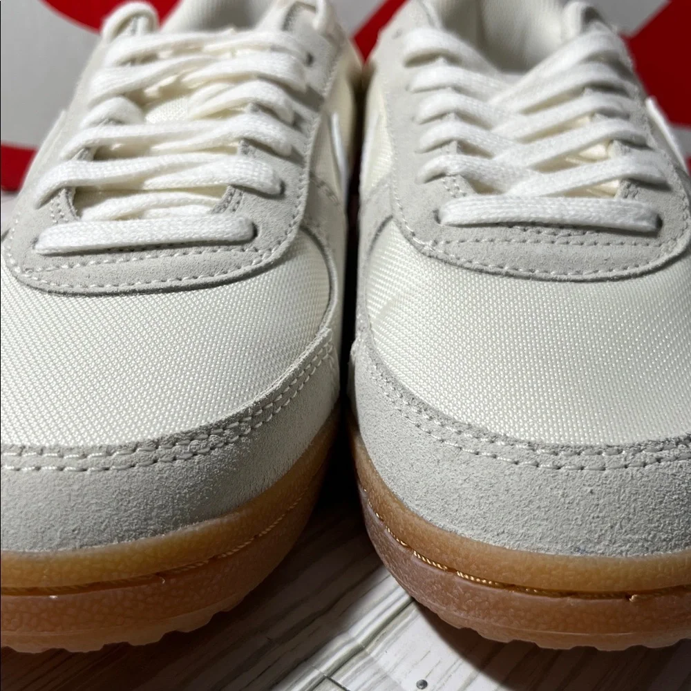 Nike Field General sneaker shoe white Ivory Gum (GS) youth‎ size 7Y IF0465-102